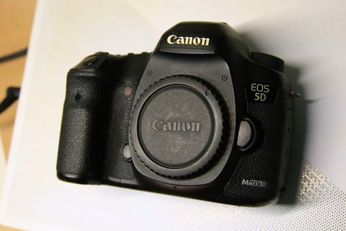 Canon eos mark3 - canon,
